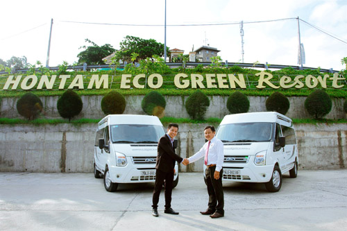Ra mắt đội xe đưa đón tiêu chuẩn Limousine tại Resort Hòn Tằm - 1