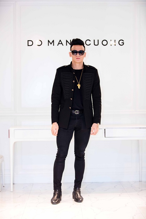 Đỗ Mạnh Cường được trai đẹp tháp tùng đi casting mẫu - 2