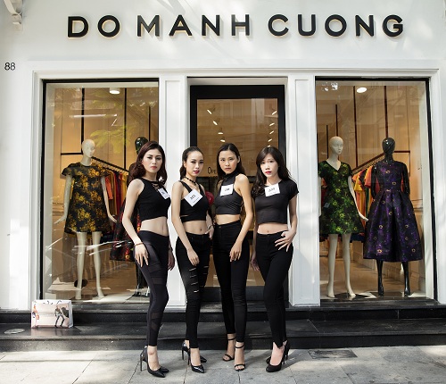 Đỗ Mạnh Cường được trai đẹp tháp tùng đi casting mẫu - 9