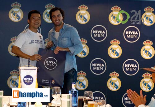 Cầu thủ phong trào Việt Nam làm khách VIP ở Real Madrid - 4