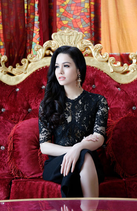 Mê mẩn ngắm 5 người đẹp Vũng Tàu hot nhất showbiz Việt - 10