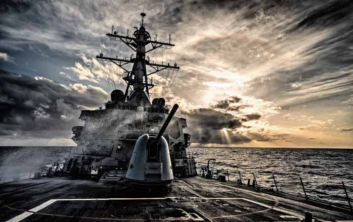 Tàu chiến Mỹ vào Biển Đông: Cứu vãn chiến lược &#34;xoay trục&#34; - 1