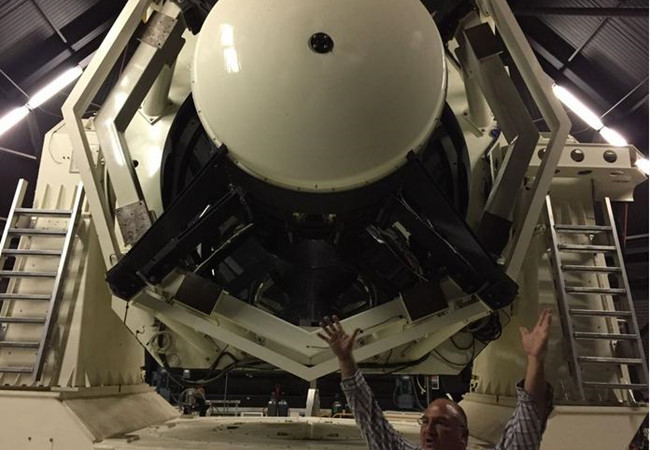 Mỹ nhận siêu kính thiên văn, sẵn sàng chiến tranh vũ trụ - 1