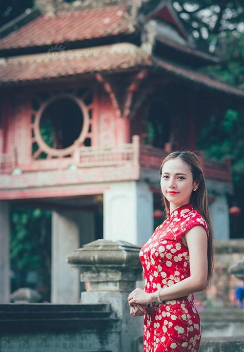 Cô gái Việt bỏ nghề Y, sang TQ làm người mẫu - 1