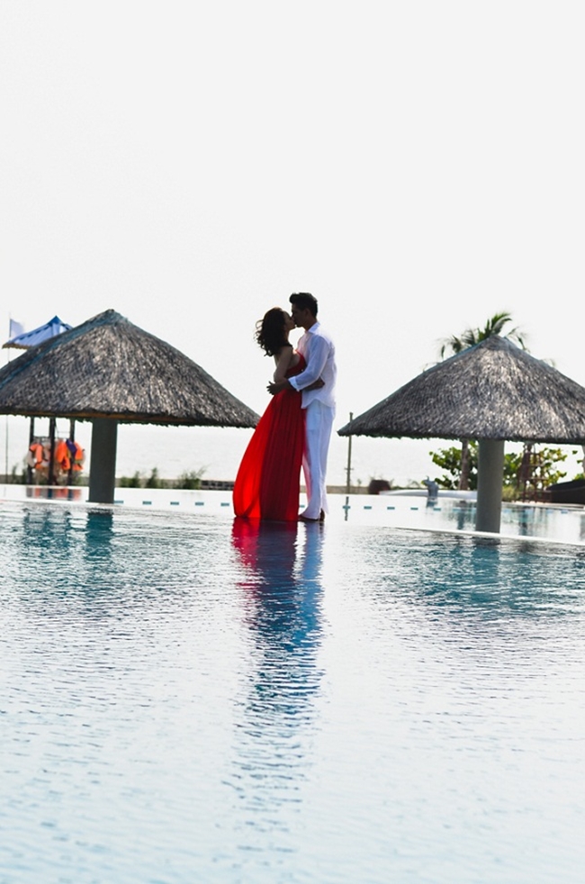 Cảnh phim đẹp và lãng mạn được thực hiện trong một resort ven biển.