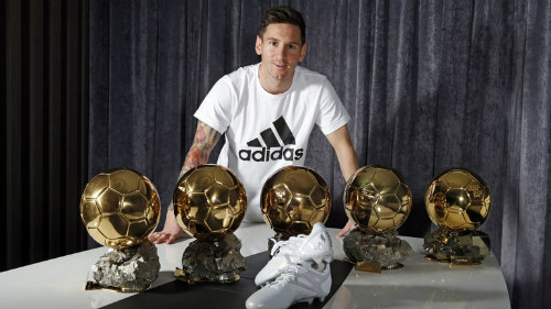 Quả bóng Vàng: Thế giới ủng hộ Messi nhiều hơn Ronaldo - 1