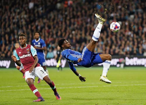 West Ham – Chelsea: Công phá mãnh liệt - 1