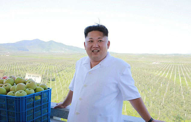 Kim Jong-un uống 10 chai Bordeaux đắt tiền trong bữa tối? - 1