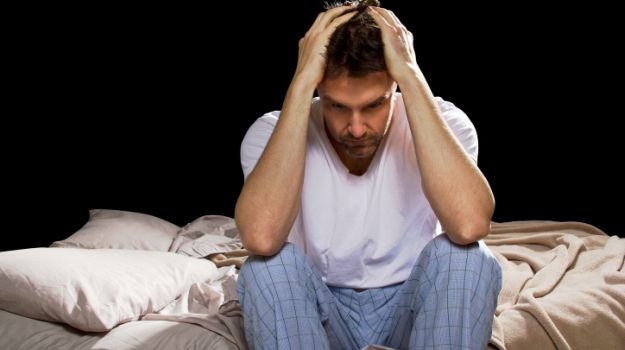 Mất ngủ ở nam giới: Chìa khóa giúp tìm lại giấc ngủ 7 tiếng mỗi đêm - 1