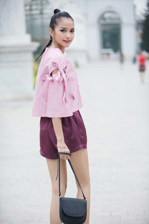 Bộ đôi quán quân Next Top đọ streetstyle đối lập - 5