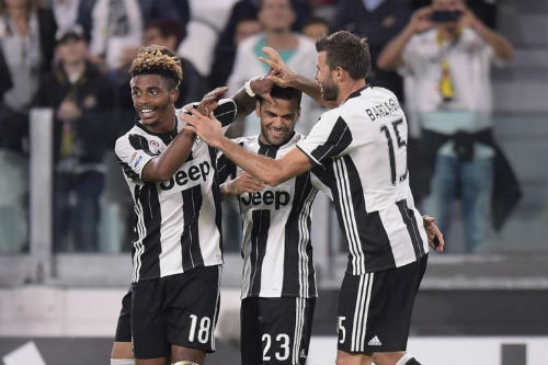 Serie A trước vòng 11: Juventus "hổn hển" giữ ngôi đầu - 1