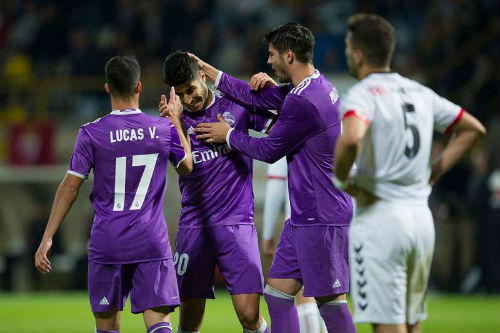 Alaves - Real Madrid: Chờ Ronaldo giải hạn - 2