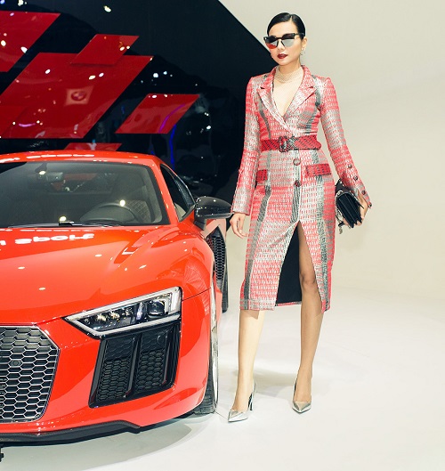 Tú Anh, Phạm Hương so váy "thiên nga" xuyên thấu mê người - 5