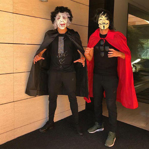 Ronaldo, Mayweather hóa trang “cực dị” mừng Halloween - 1