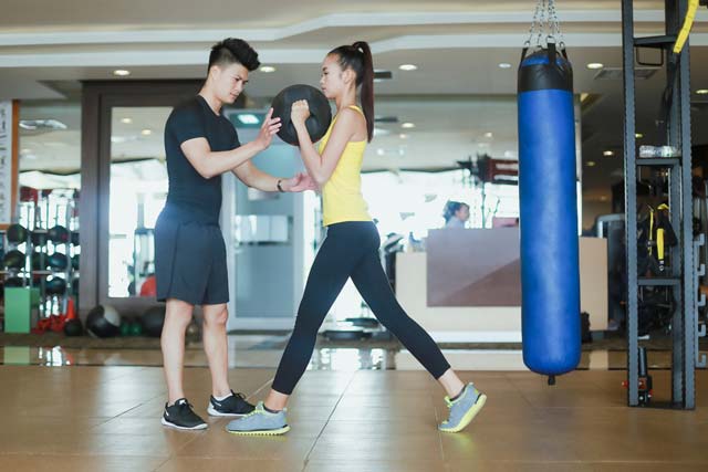 Ngắm Quán quân Next Top Ngọc Châu gợi cảm tập gym - 3