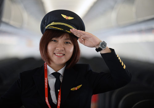 Cô gái Sài thành trở thành nữ phi công trẻ tuổi nhất VN - 1