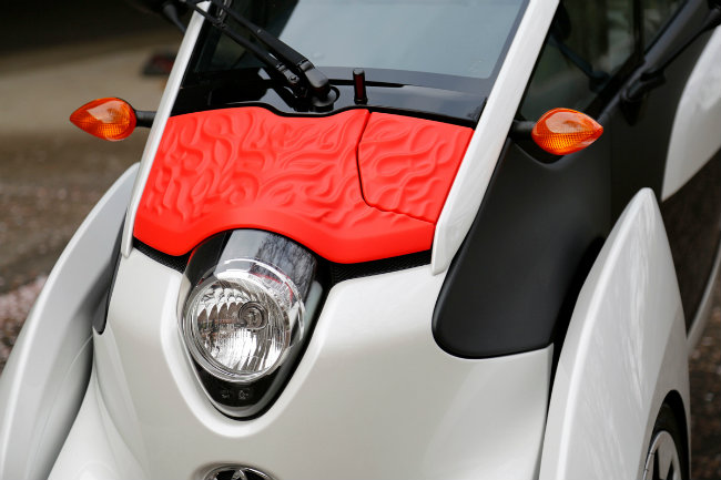 Trong tương lai, Toyota dự định sẽ sử dụng rộng hơn công nghệ in 3D vào trong chế tạo xe hơi của mình dựa trên kinh nghiệm từ i-Road.