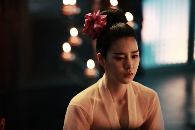 Sau Obsessed, Lim Ji Yeon tiếp tục tham gia bộ phim 18+ cổ trang - The Treacherous/ Vương triều dục vọng.