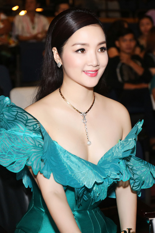 5 mỹ nhân Việt U50 "dìm hàng" gái trẻ không thương tiếc - 8