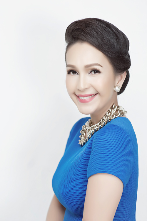 5 mỹ nhân Việt U50 "dìm hàng" gái trẻ không thương tiếc - 11