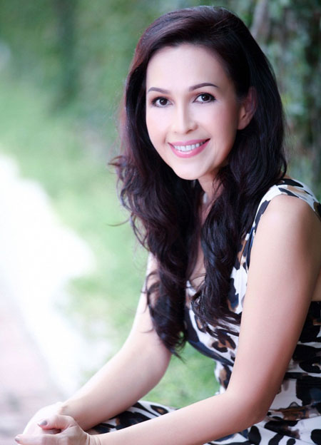 5 mỹ nhân Việt U50 "dìm hàng" gái trẻ không thương tiếc - 12