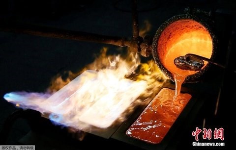 “Đột nhập” nơi đúc vàng thỏi lớn nhất nước Nga - 4
