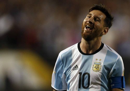 Bất ngờ: Argentina - Messi có thể lỡ World Cup 2018 vì FIFA - 4