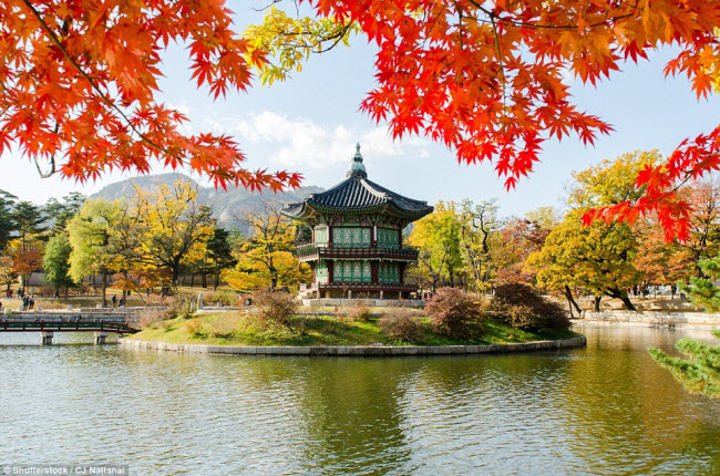 Cung điện Gyeongbokgung được xây dựng năm 1395 tại thành phố Seoul, Hàn Quốc.