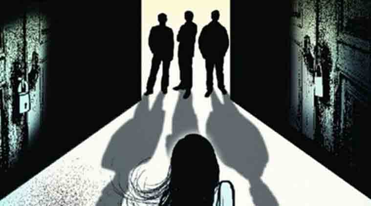 Ấn Độ: Đang ngủ với chồng, bị 4 người gọi cửa cưỡng hiếp - 1
