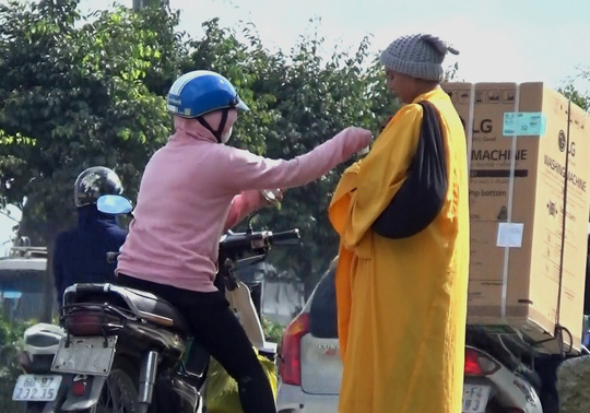 "Kỹ nghệ" ăn xin: Hành trình “lật mặt” ăn xin đểu - 13