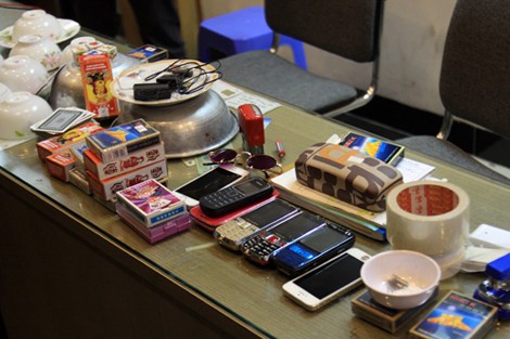 Thâm nhập chợ mua bán đồ cờ bạc bịp trên mạng xã hội - 2