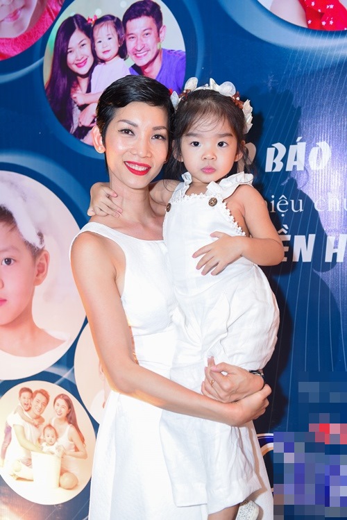 Xuân Lan trải lòng việc làm mẹ đơn thân trên truyền hình - 2