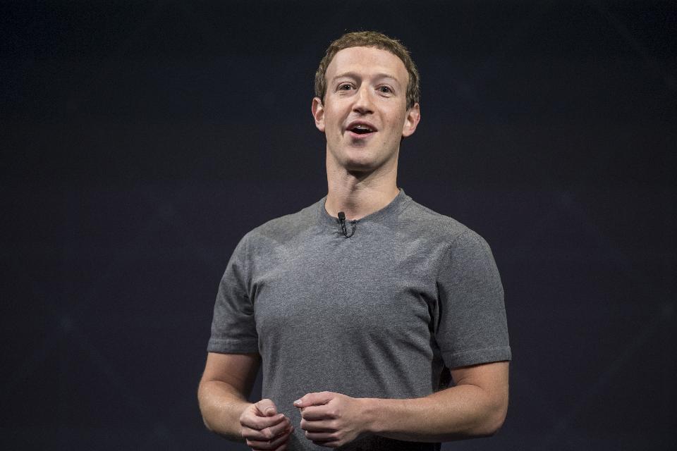 Ông trùm Facebook mất 3 tỷ USD một ngày - 1