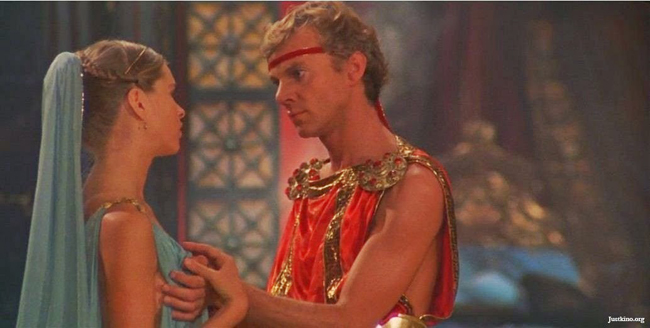 Phim khai thác cuộc sống tình dục phóng túng của hoàng đế Caligula xứ La Mã (Malcolm McDowell đóng). Những cảnh nóng đồng tính, tập thể trong Caligula bị nhiều người chỉ trích là quá phản cảm.
