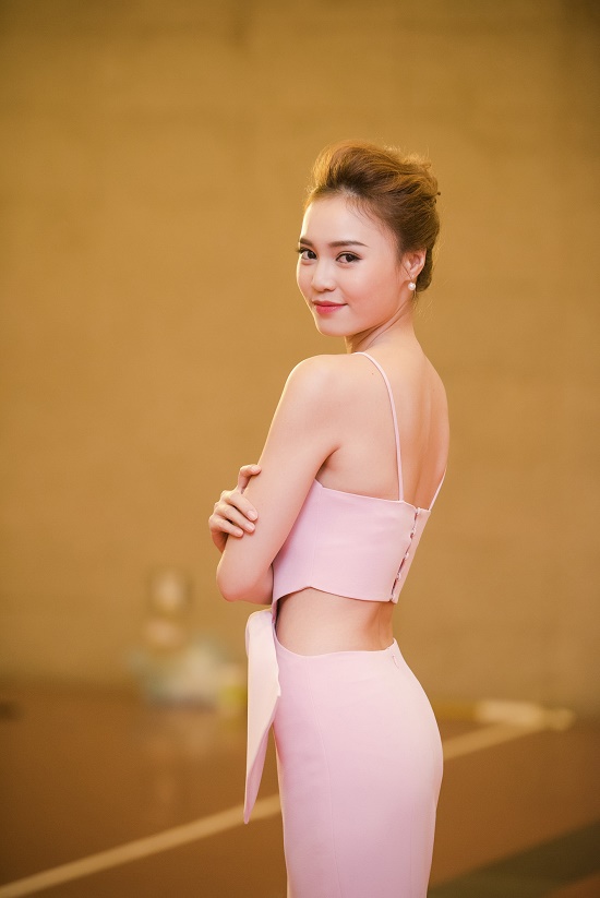 Đọ vẻ sexy của 2 mỹ nữ đình đám Lan Ngọc – Nhã Phương - 3