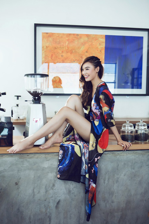 Đọ vẻ sexy của 2 mỹ nữ đình đám Lan Ngọc – Nhã Phương - 8