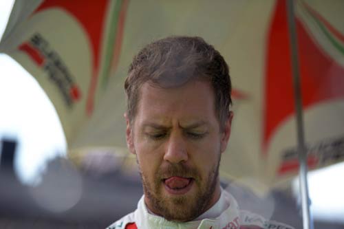 F1, Vettel chửi bậy: Phạt nặng hay giơ cao đánh khẽ - 1