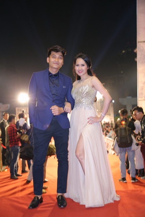 Midu, Nam Em đẹp lộng lẫy trên thảm đỏ Hà Thành - 10
