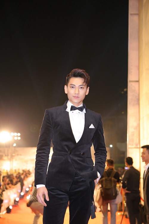 Midu, Nam Em đẹp lộng lẫy trên thảm đỏ Hà Thành - 7