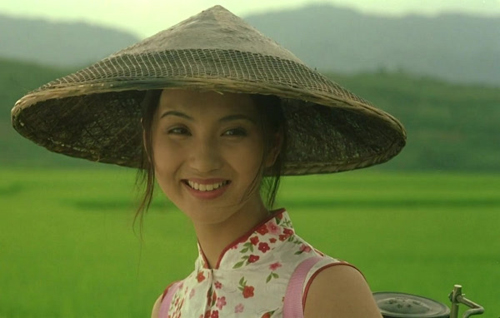 Những "gái quê" có cát xê tiền tỷ của showbiz Hoa ngữ - 10