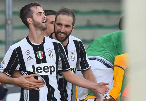 Chievo – Juventus: Đá phạt thần sầu - 1