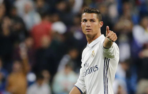 Real Madrid: Ronaldo hợp đồng mới, phong độ cũ - 3