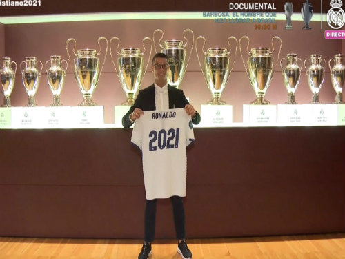 Ronaldo CHÍNH THỨC ký hợp đồng "tỷ đô" với Real - 1