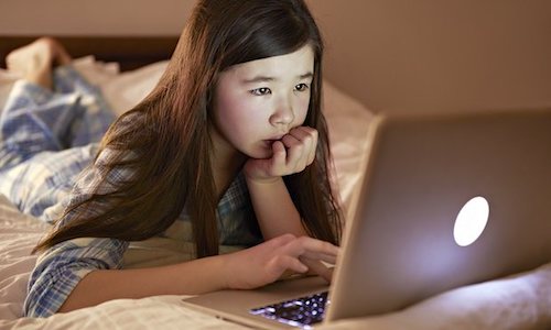 Kaspersky: Phụ huynh cần kiểm soát hoạt động internet của trẻ - 1