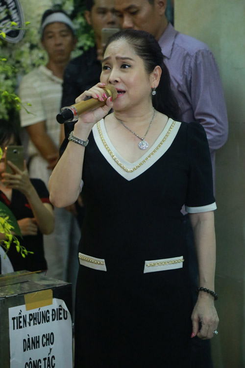 Nghệ sĩ hát cải lương tiễn "sầu nữ" Út Bạch Lan đêm cuối - 4