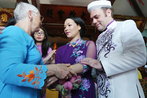 Độc đáo lễ Hằng Thuận ở chùa Vĩnh Nghiêm của cặp đôi Pháp – Việt - 7