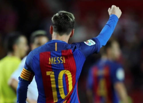 Ủng hộ Messi giành QBV, fan tung ra ngàn lý do - 1