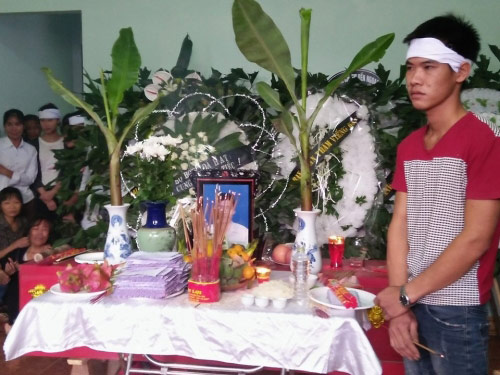 Tuấn Hưng tiếc nuối khi hay tin "bản sao" 9x qua đời - 3