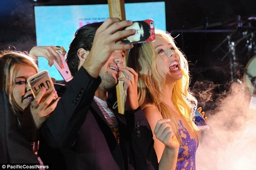 Cô út đẹp như tiên của tỷ phú Trump gây choáng với cuộc sống giàu "không tưởng" - 8