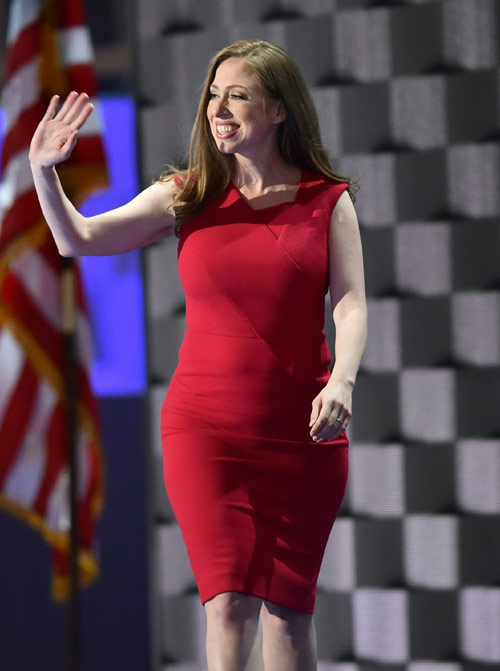 Đọ sắc 2 ái nữ "vàng" của Donald Trump và Hillary Clinton - 10